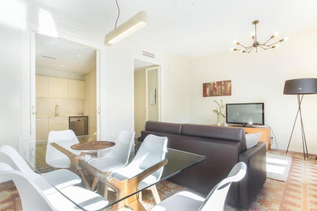 4Bedroom Apart With Balcony In Las Ramblas 3-2 Barcelone Extérieur photo